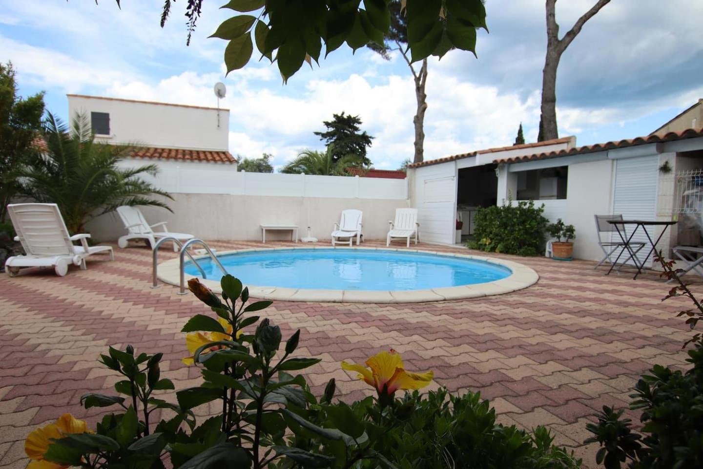 Chambre Privee Independante, Piscine Агде Екстериор снимка